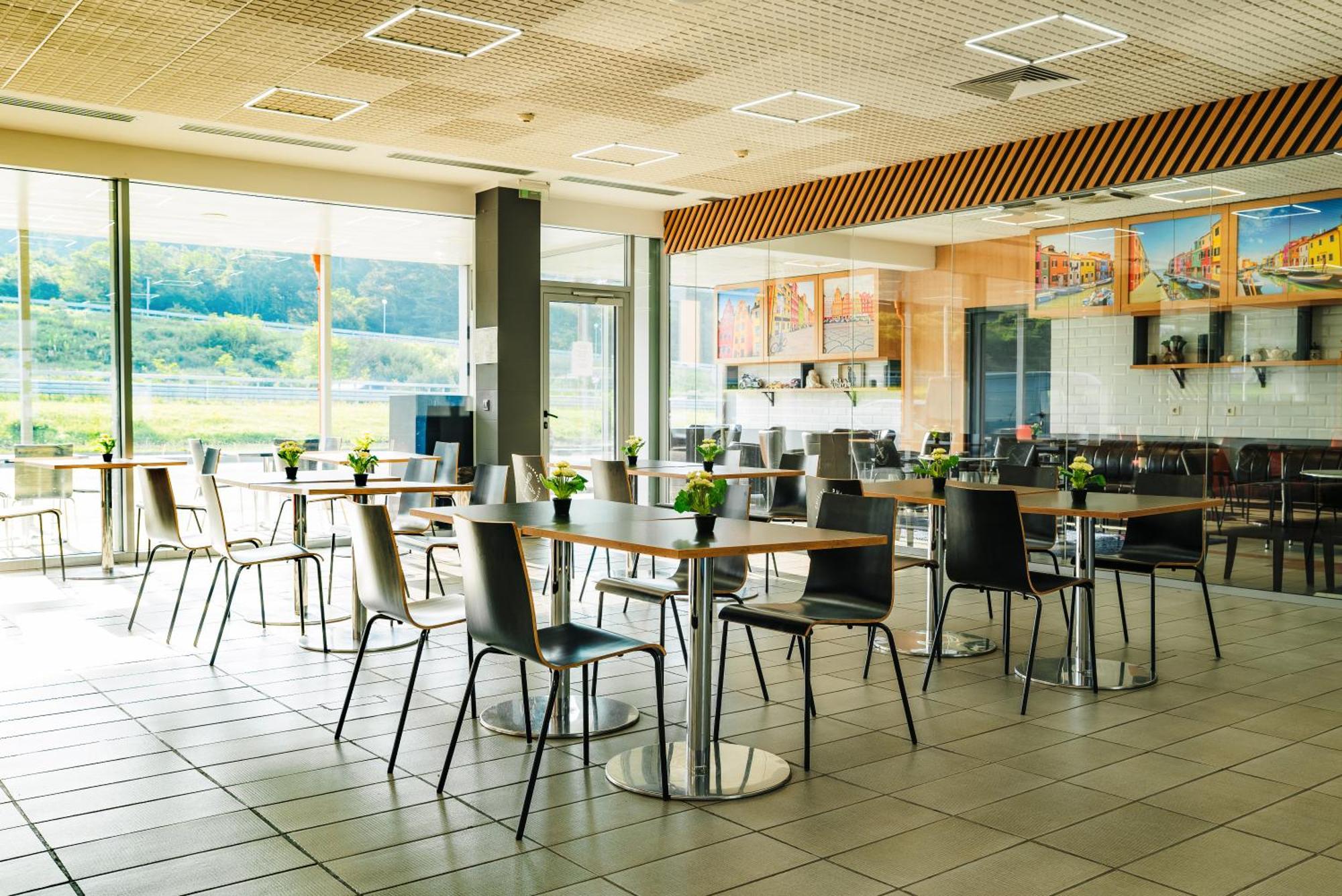 Hotel Ihtiman Dış mekan fotoğraf